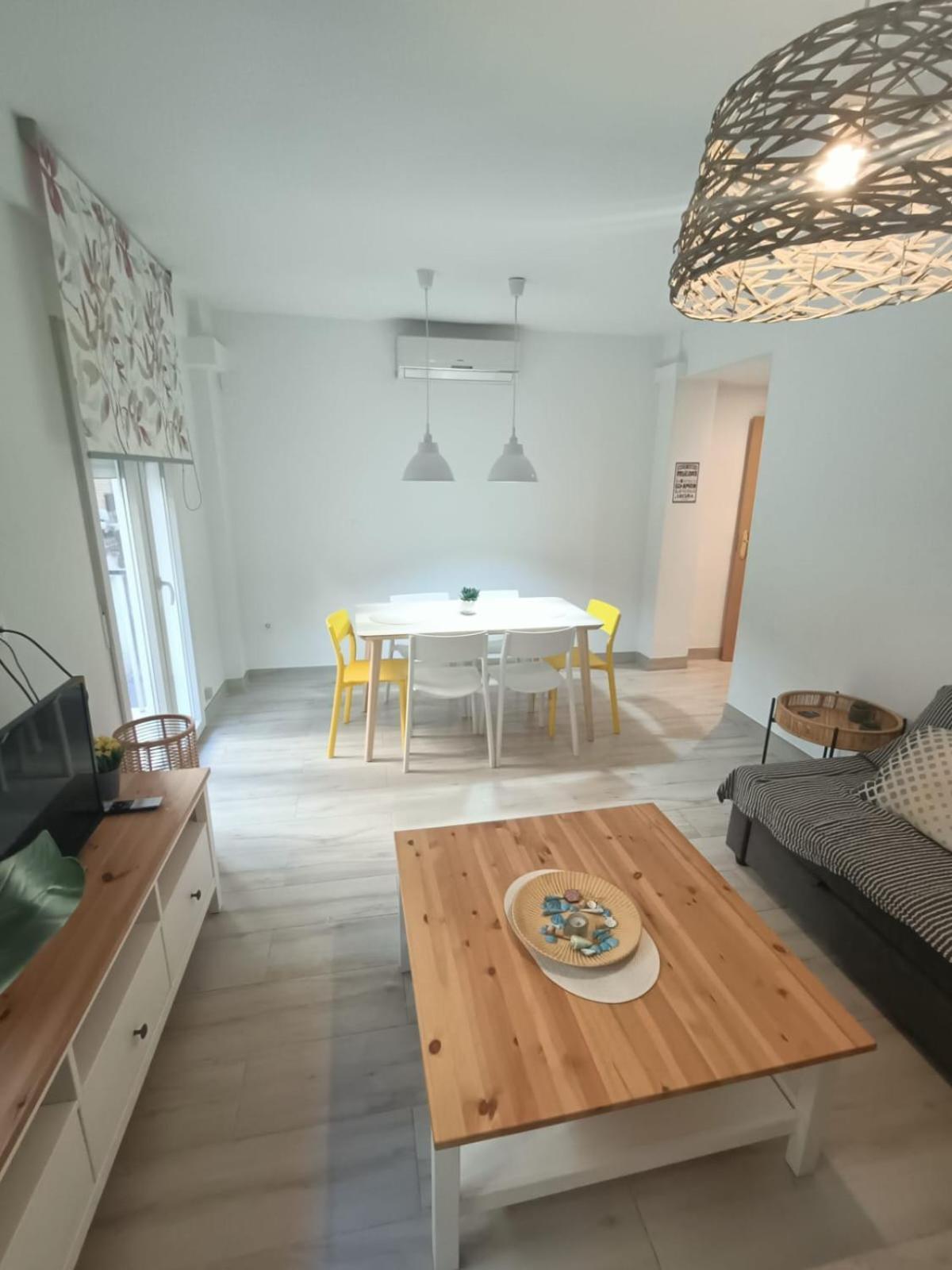 Apartamento Arandas Centro, By Daimar Granada Exterior photo